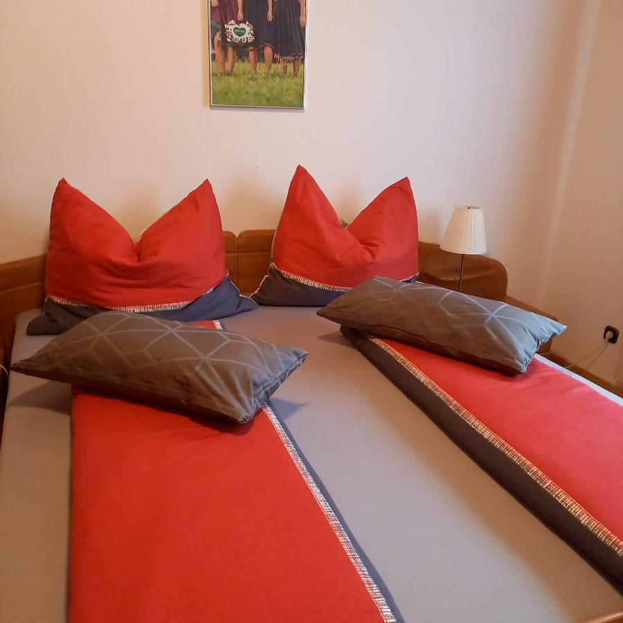 Altstadt-Apartments Bad Radkersburg - Ihr Zuhause Auf Reisen Bagian luar foto